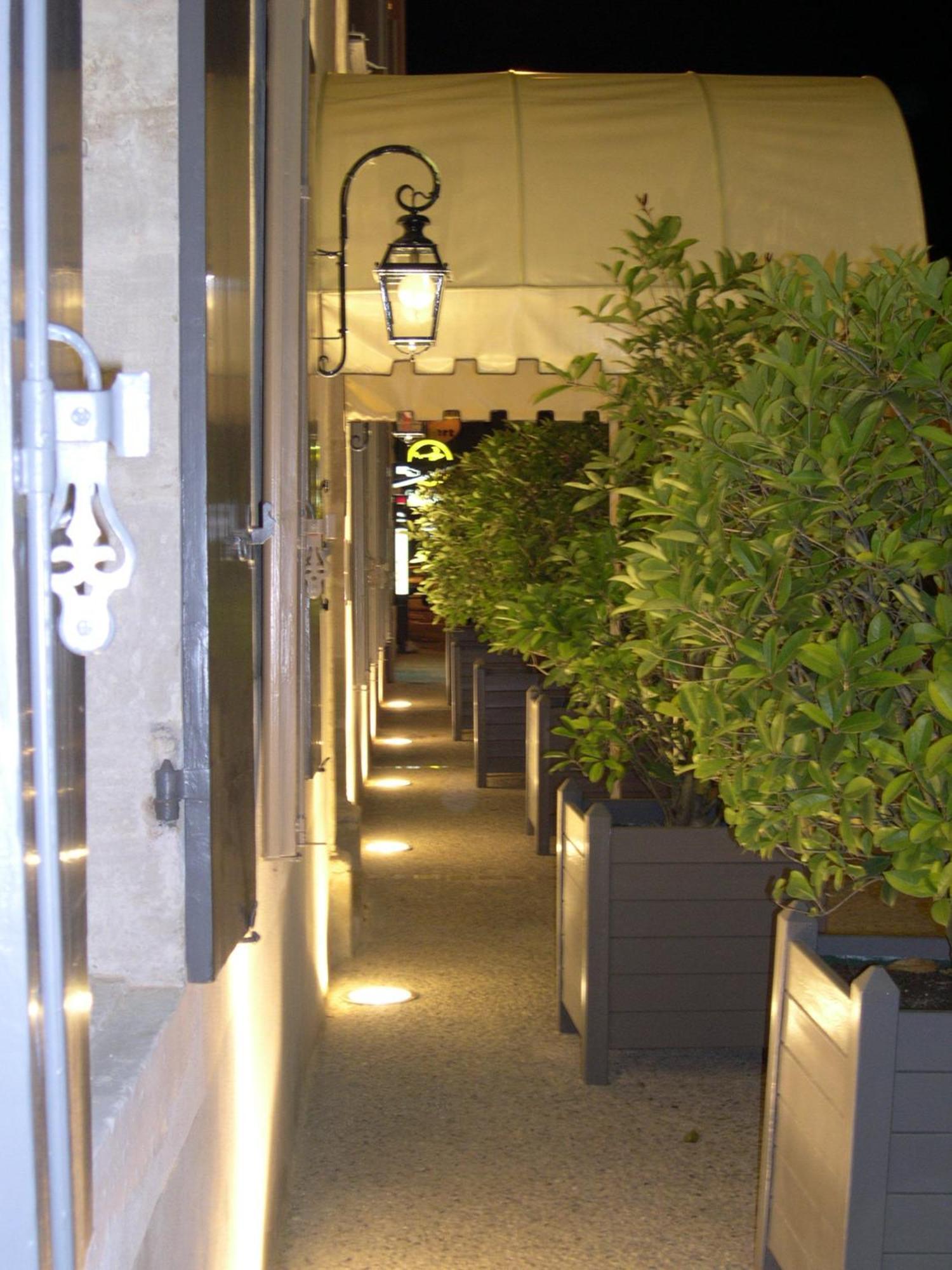 Logis Hotel - Restaurant Maison Claude Darroze ลองกุง ภายนอก รูปภาพ
