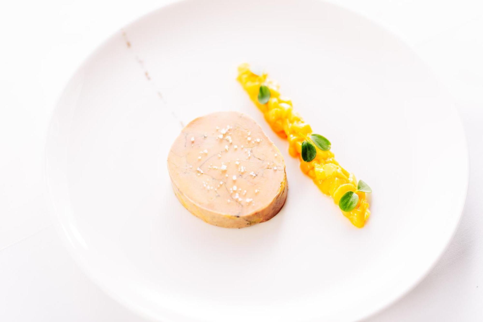 Logis Hotel - Restaurant Maison Claude Darroze ลองกุง ภายนอก รูปภาพ