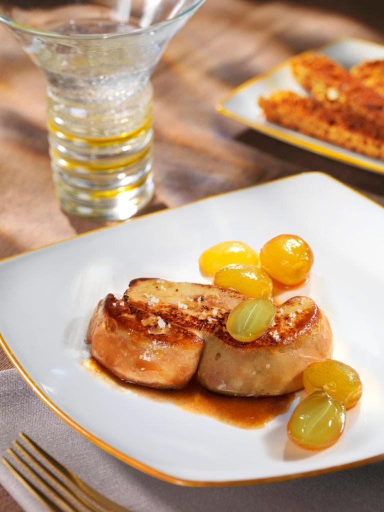 Logis Hotel - Restaurant Maison Claude Darroze ลองกุง ภายนอก รูปภาพ